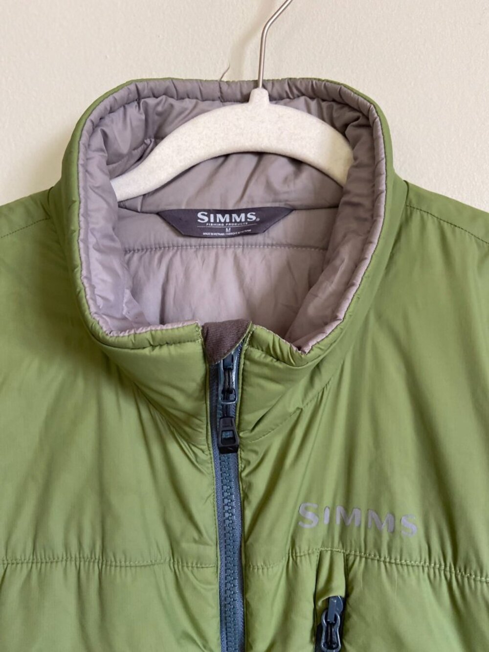 Simms West Fork Insulated Vest | Size M | Olive | PrimaLoft - Picture 4 of 11